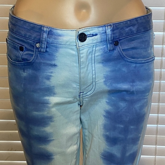 Tory Burch Ana Frayed Hem Ankle Jeans Tie-Dyed 2-tone Blue Size 27 EUC - Picture 2 of 8